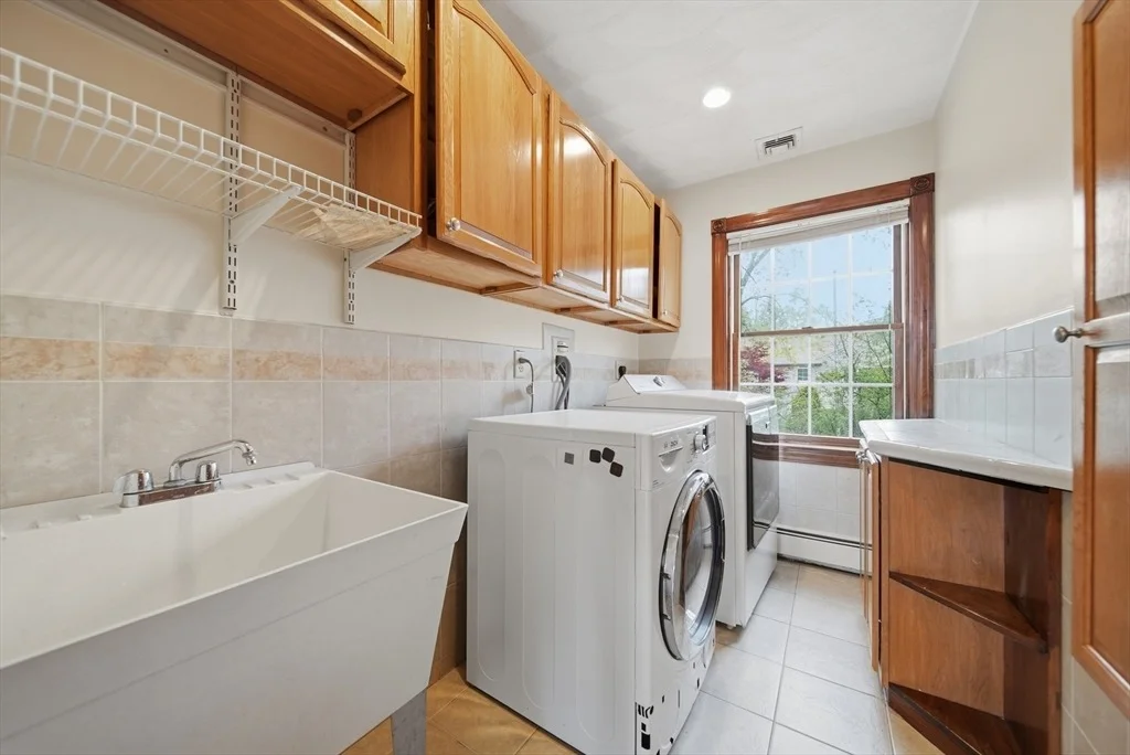 Photo of 131 Range Heights Rd