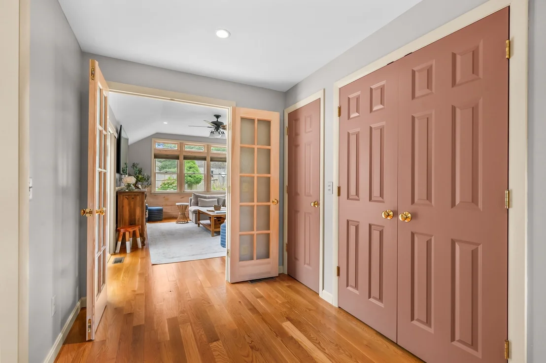 Photo of 130 Cathedral Rd