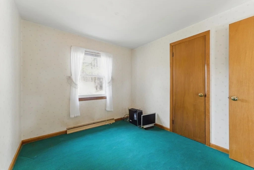 Photo of 52 Forest Glen Dr