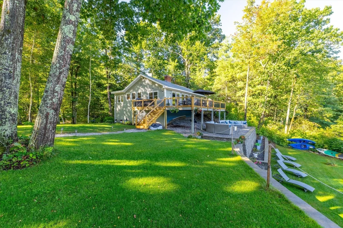 Photo of 14 Edgewood Rd