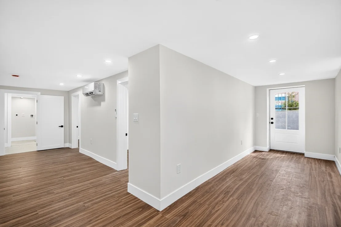 Photo of 210 Summer Street