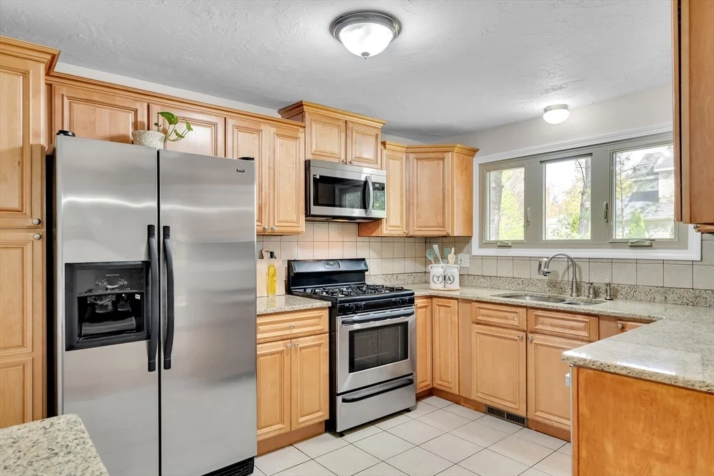 Photo of Unit 11 at 11 Beth Cir