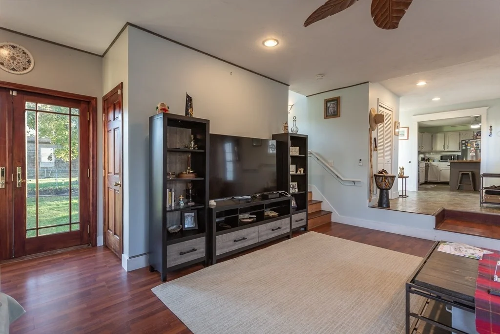 Photo of 39 Veranda Ave