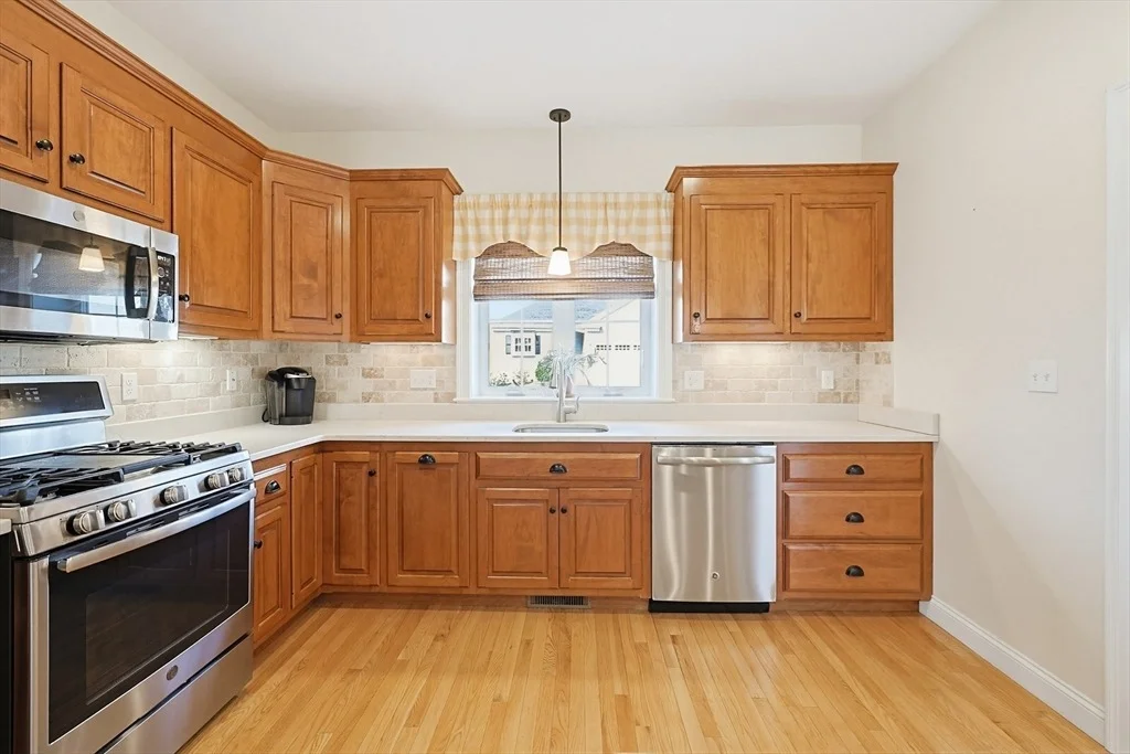 Photo of 30 Partridge View Ln S