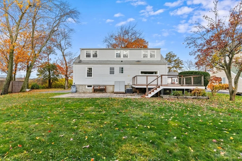 Photo of 10 Wolcott St