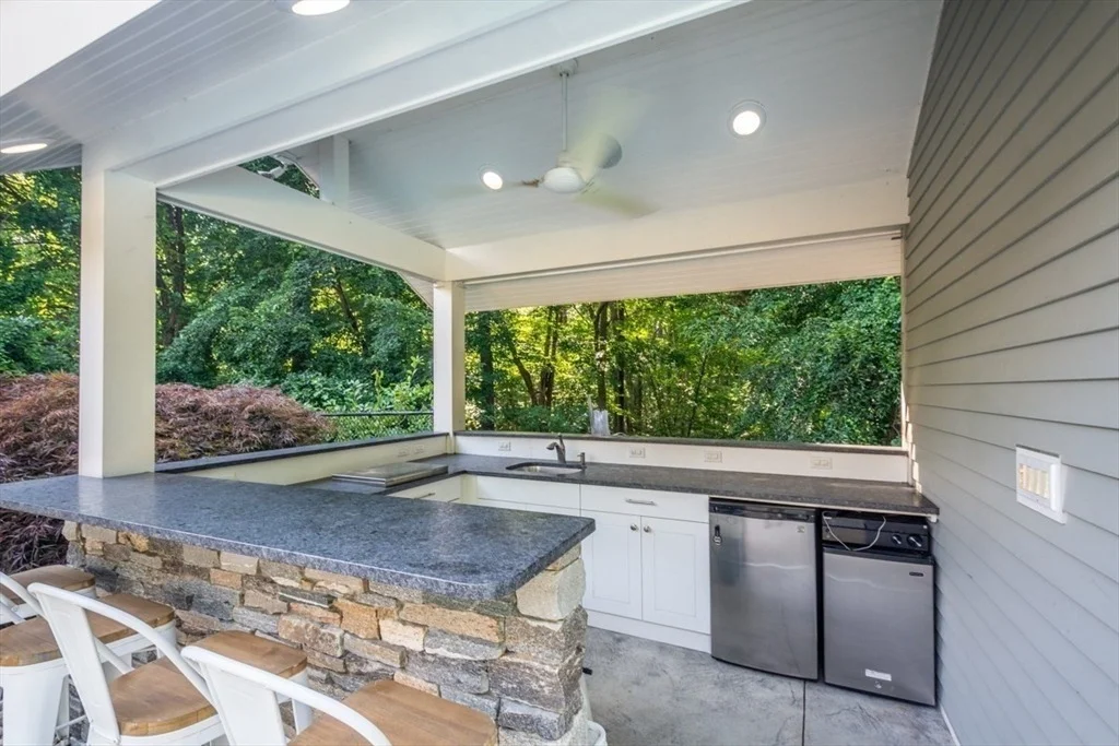 Photo of 37 Spruce Rd