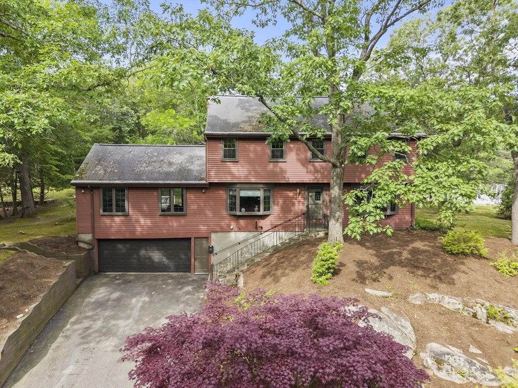 Photo of 37 Michele Ln