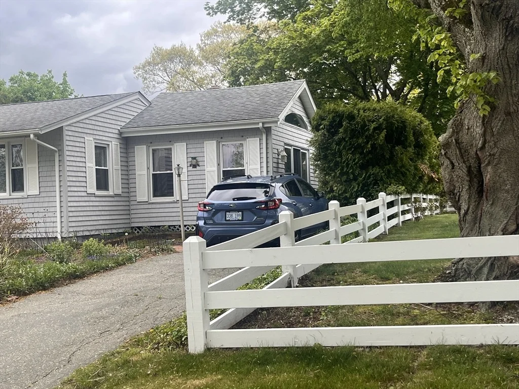 Photo of 12 Willow Tree Rd