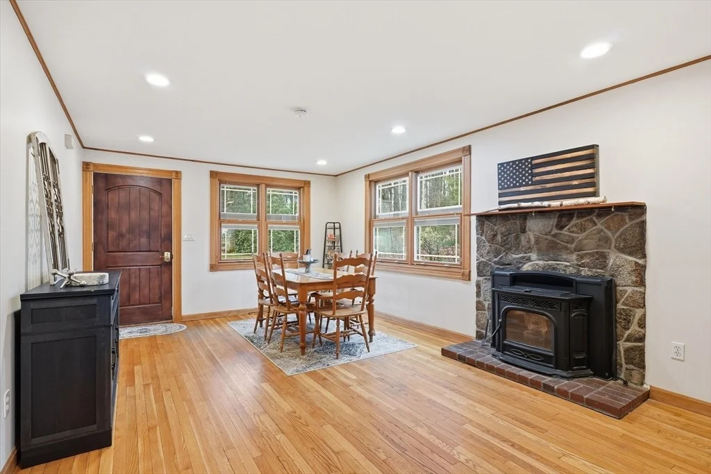 Photo of 8 Searle St