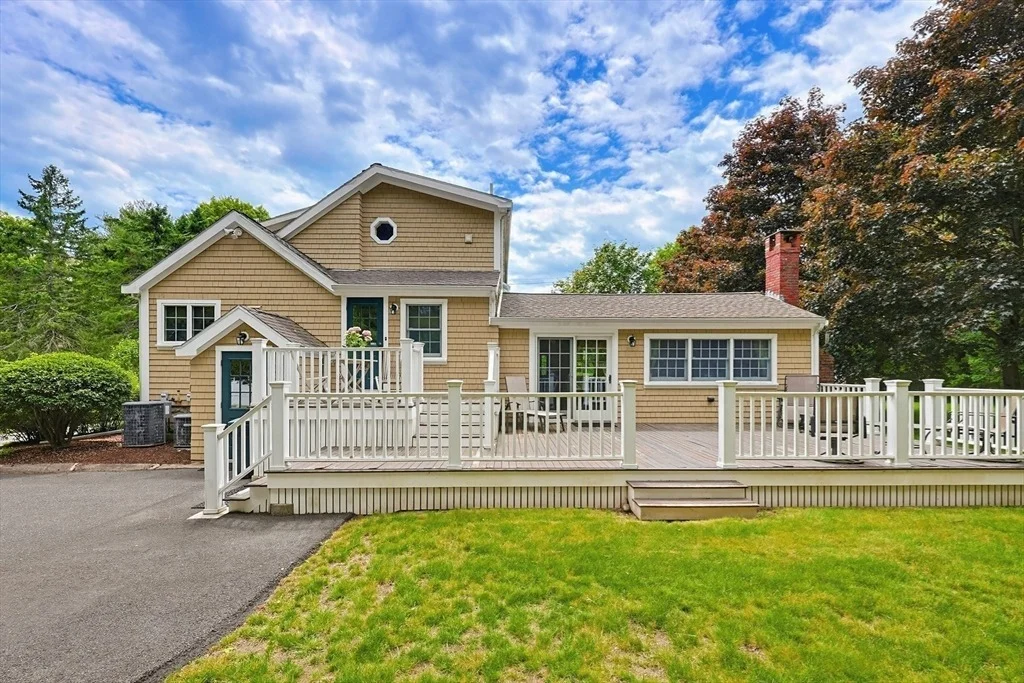Photo of 310 Sumner St