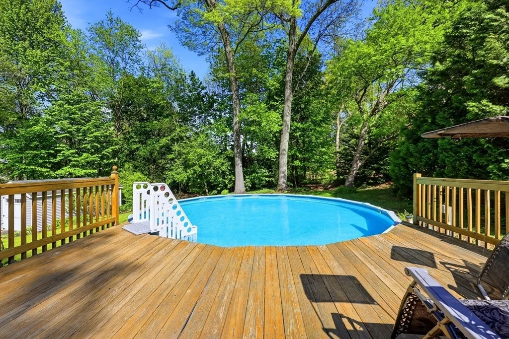 Photo of 9 Meadowbrook Drive