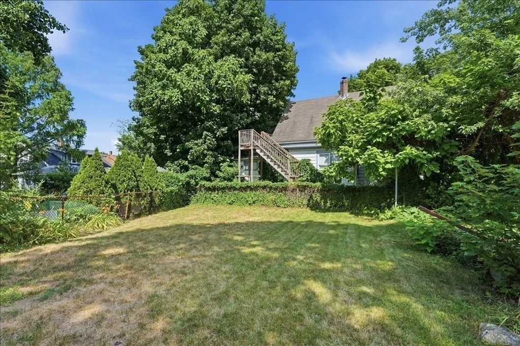 Photo of 113 Temple St