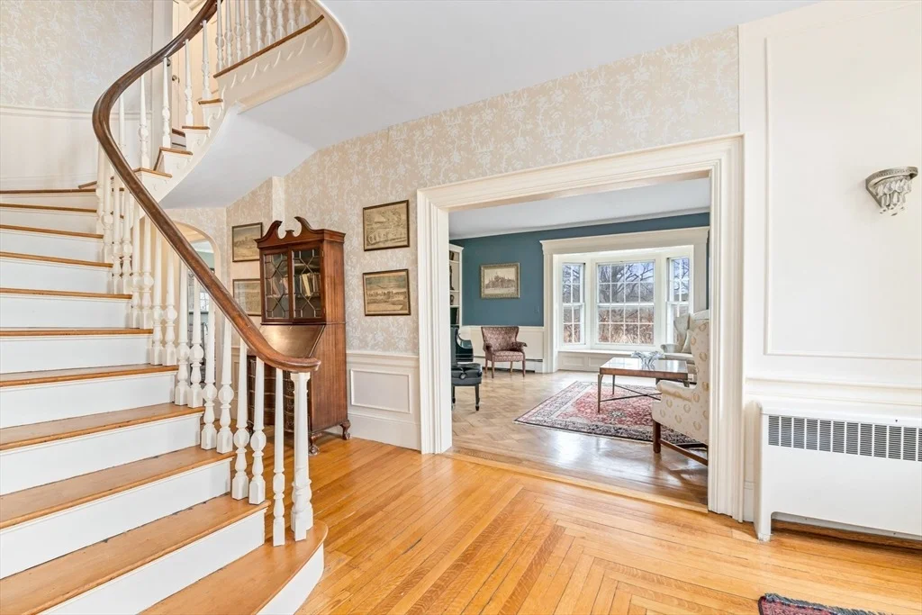 Photo of 8 Washington Street