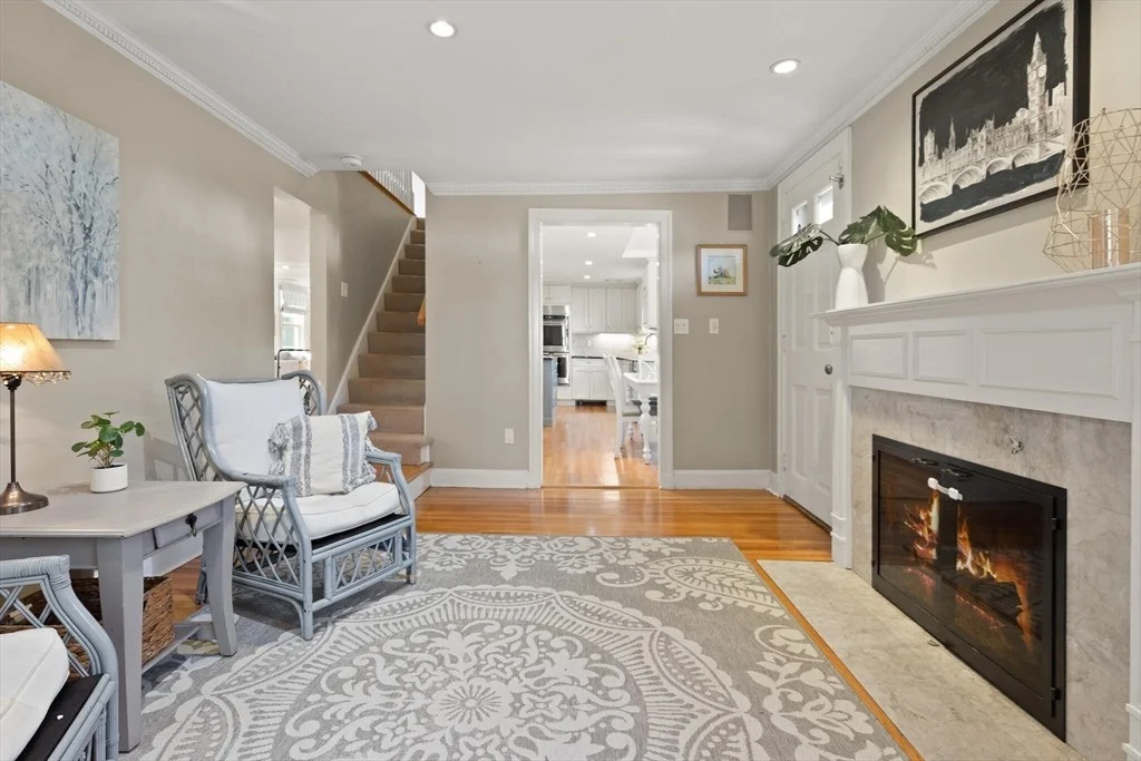 Photo of 55 Mayfair Dr
