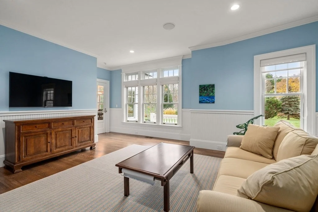 Photo of 50 Oxbow Rd