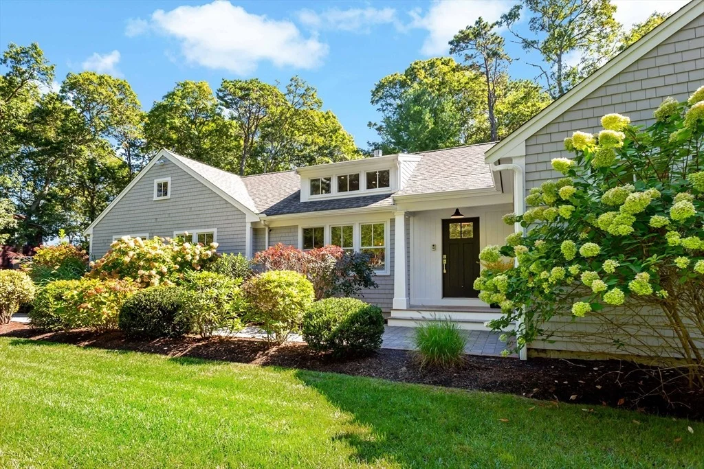 Photo of 564 Cotuit Bay Drive