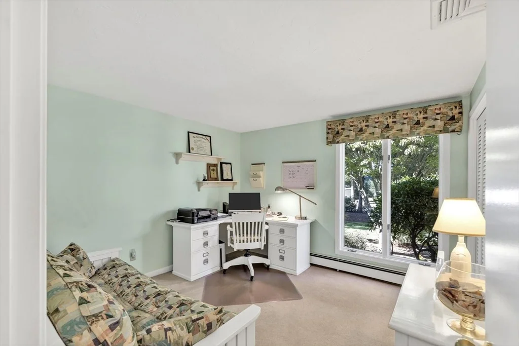 Photo of 17 Thatcher Holway Road