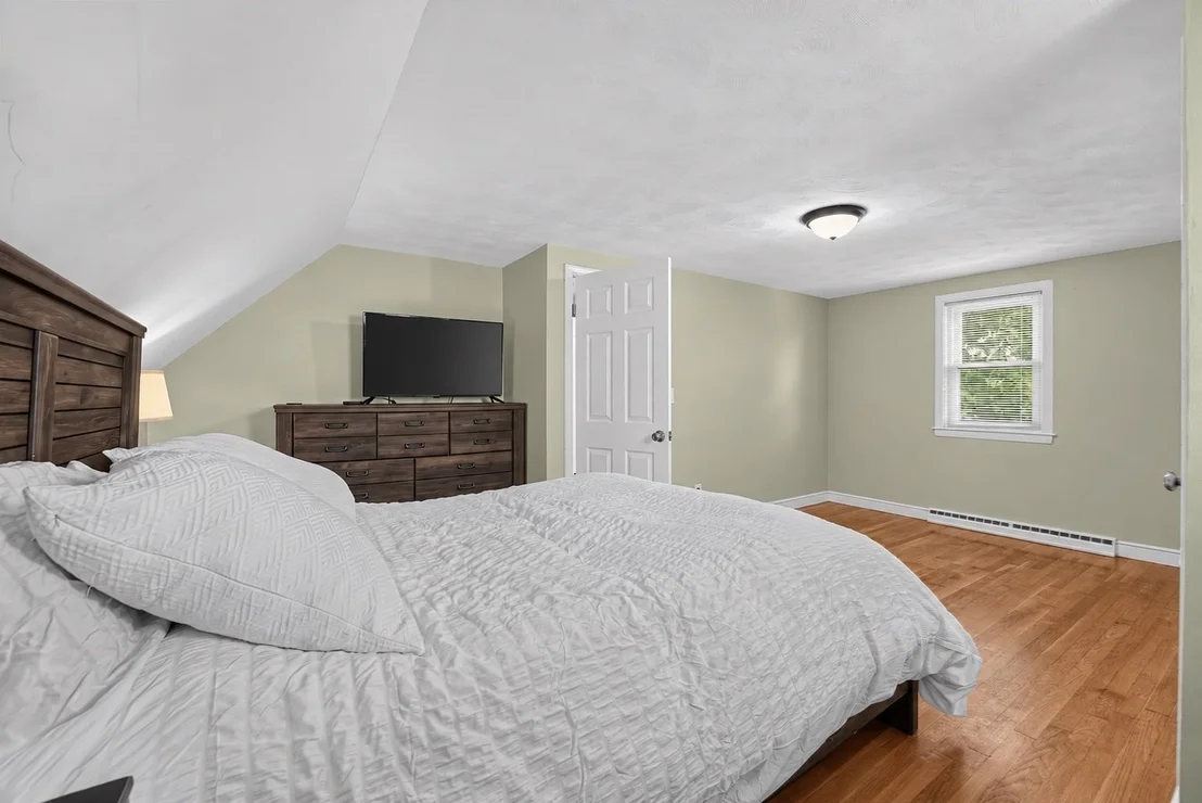 Photo of 106 Paul St