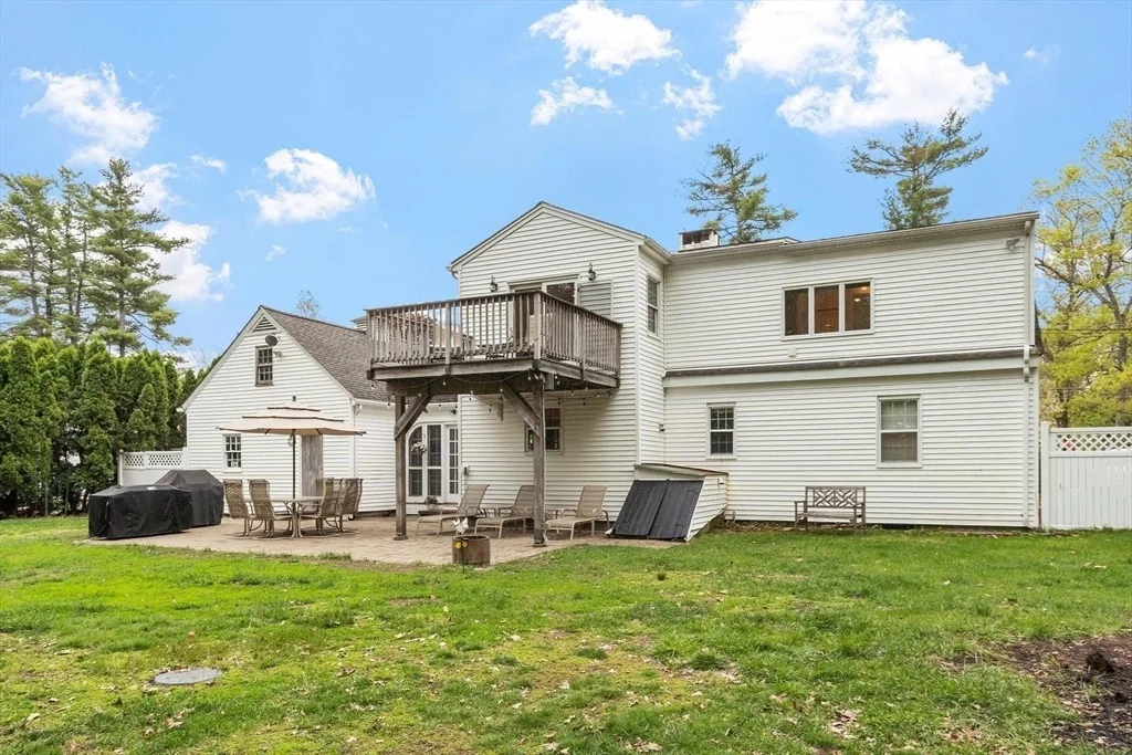 Photo of 289 Sterling Rd