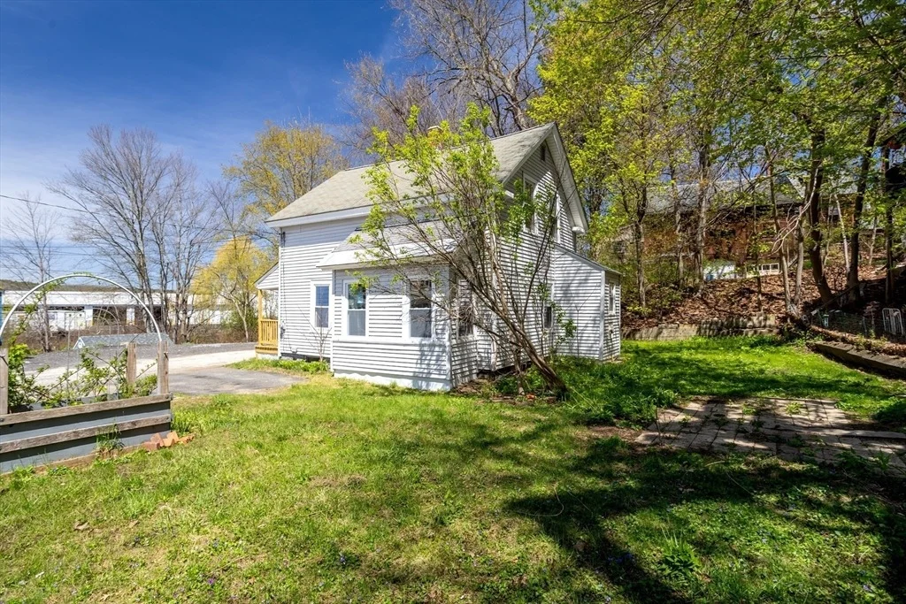 Photo of 31 Charles Pl