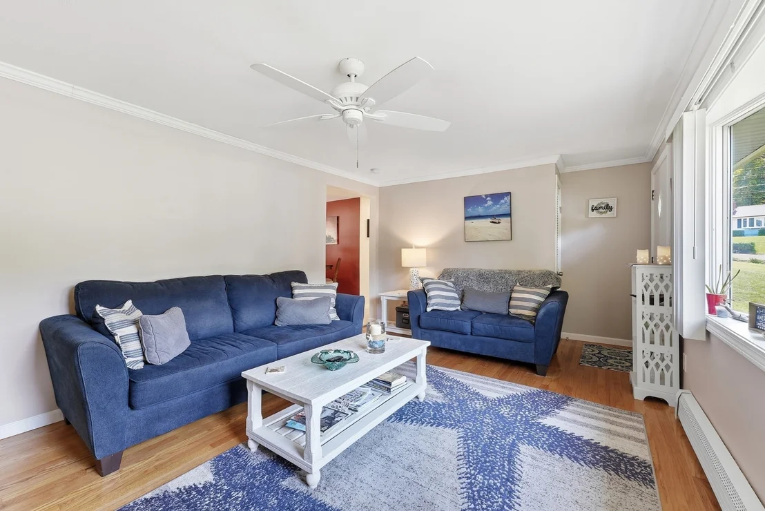Photo of 75 Longwood Dr