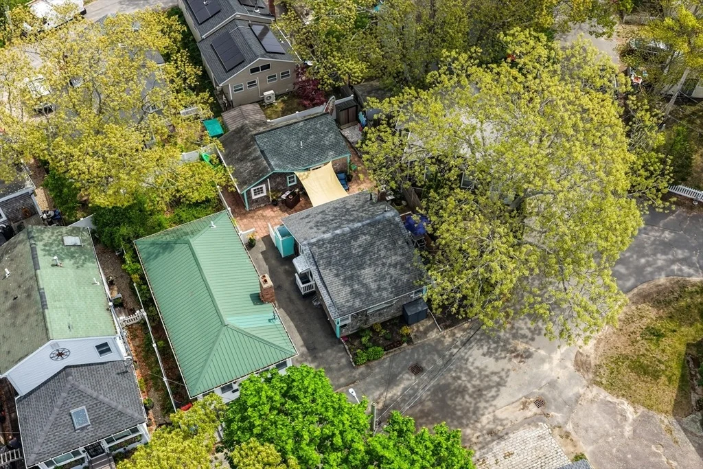 Photo of 13 Woodland Cir