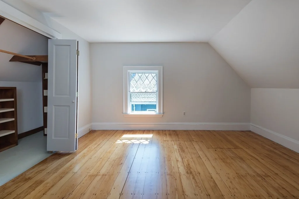 Photo of 13 Marathon St