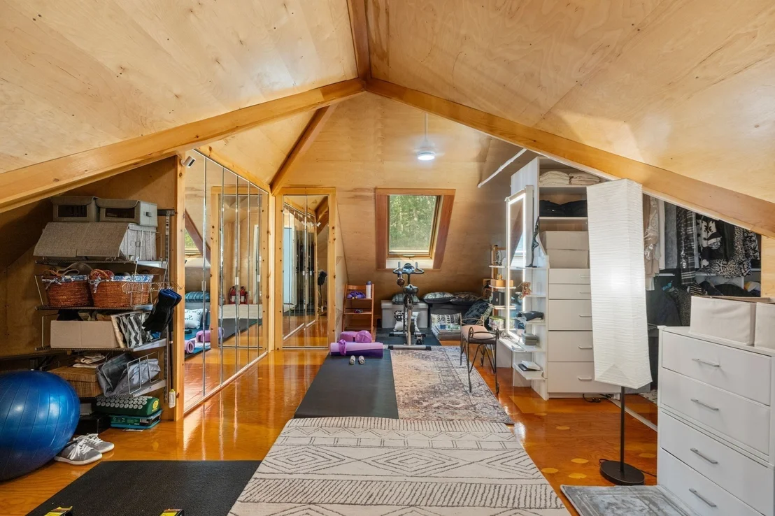 Photo of 40 Grand Hill Dr