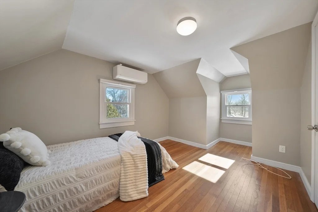 Photo of 26 Bartholomew Ter