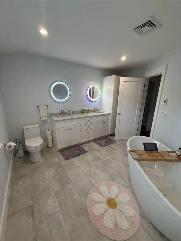 Photo of 18 Spoondrift Cir