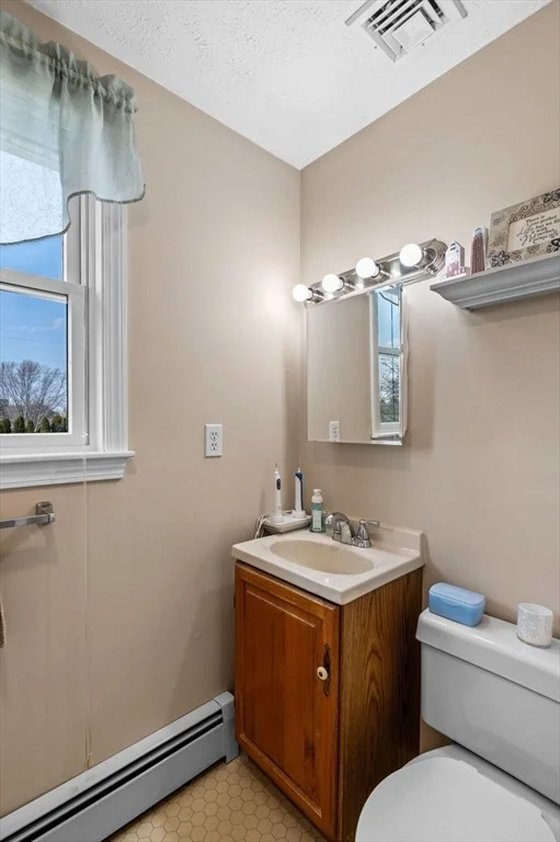 Photo of 12 Jacobs Ave