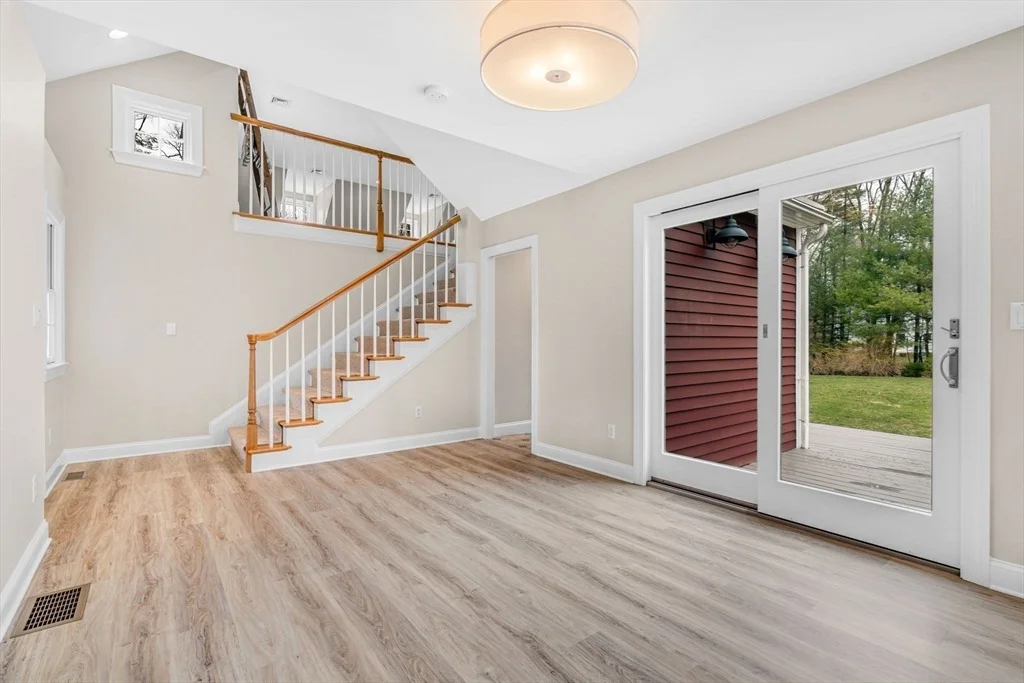 Photo of 648 Stow Rd