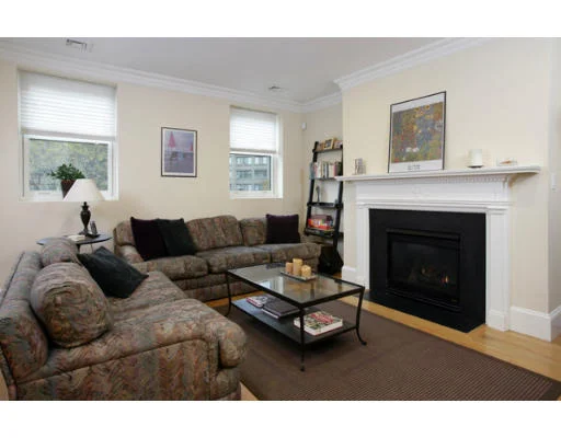 Photo of Unit 4 at 11 Regent Circle