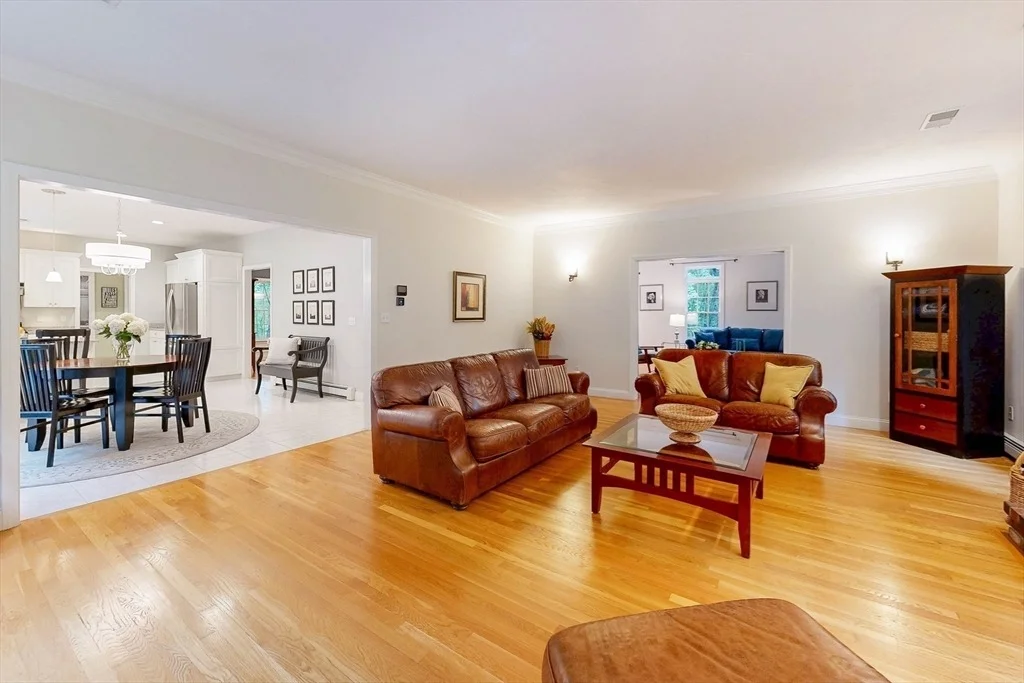 Photo of 18 Birch Ln