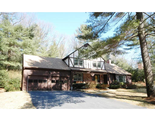 Photo of 369 Border Rd.