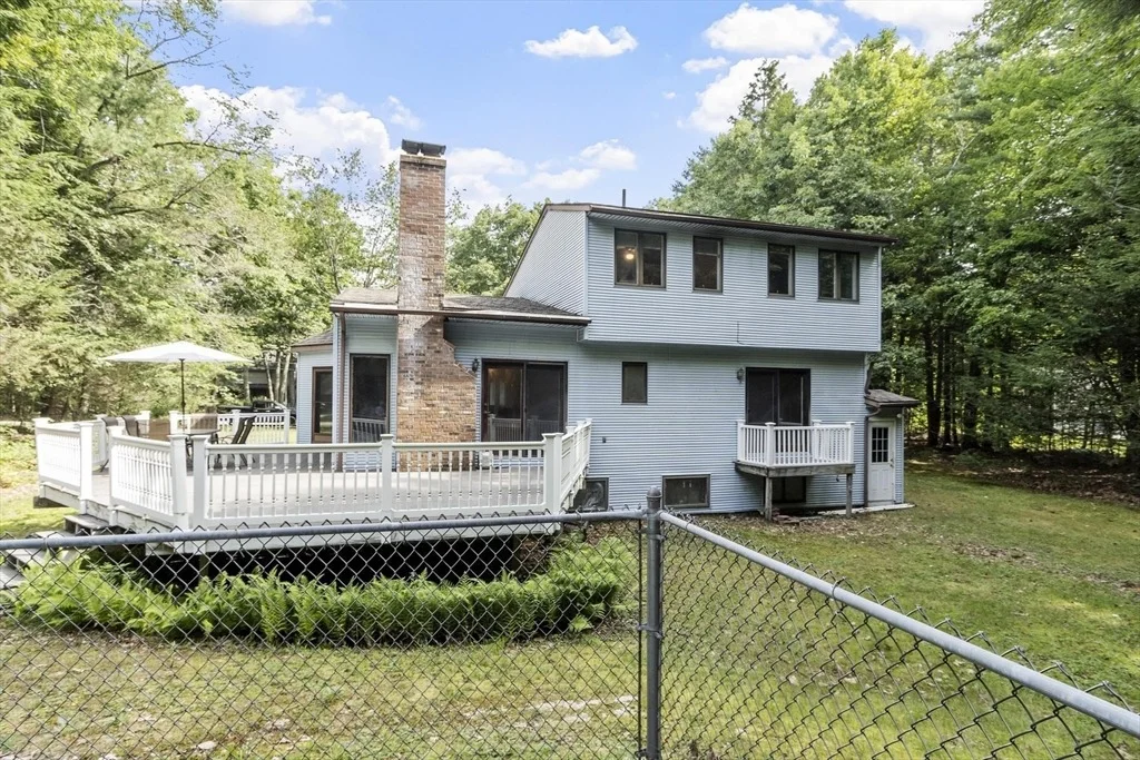 Photo of 99 Baptist Common Rd