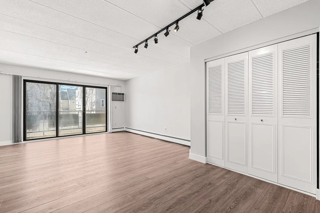 Photo of Unit 28 at 881 Broadway
