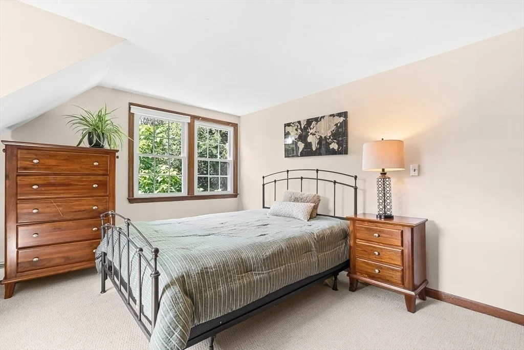 Photo of 84 Derby St