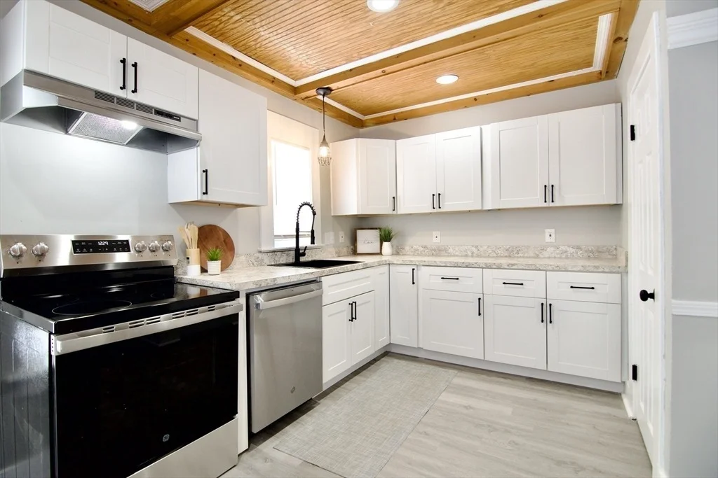 Photo of 104 Andrew St