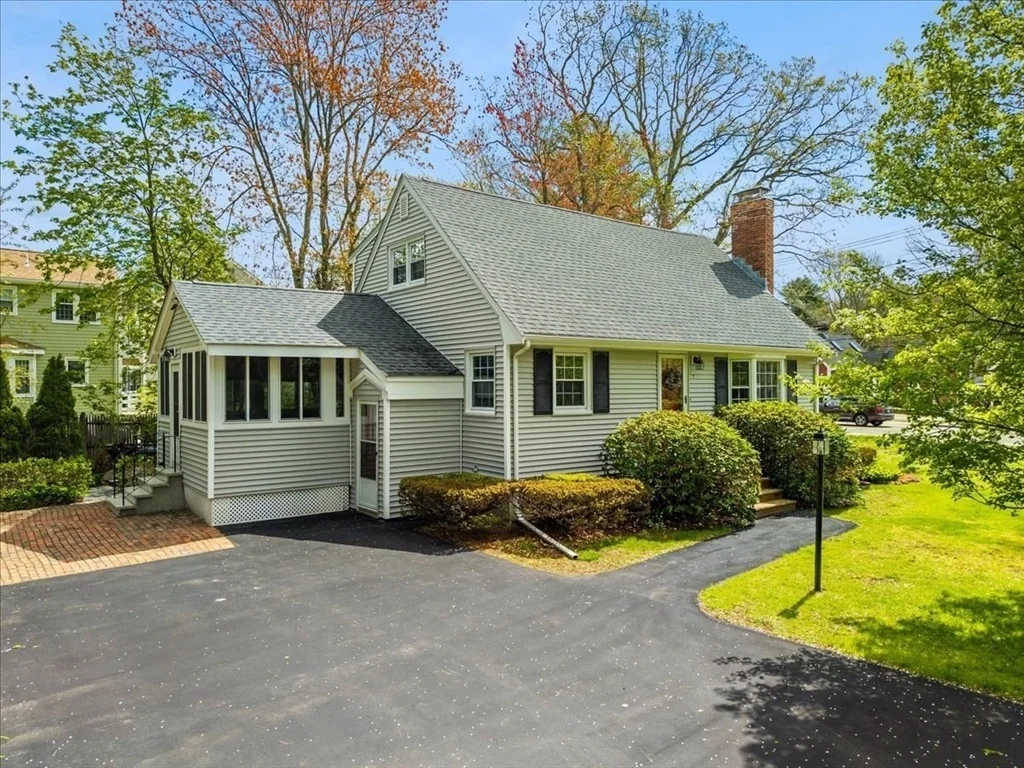 Photo of 7 Glen Echo Blvd