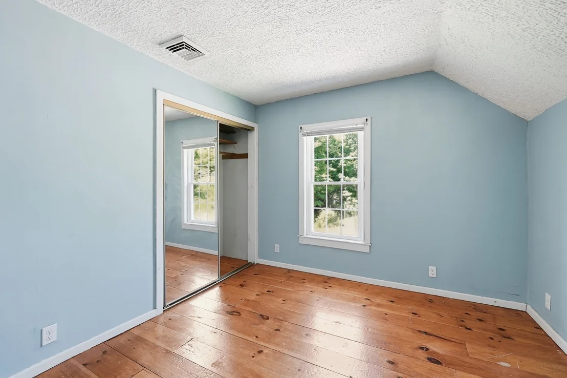 Photo of 390 Main St