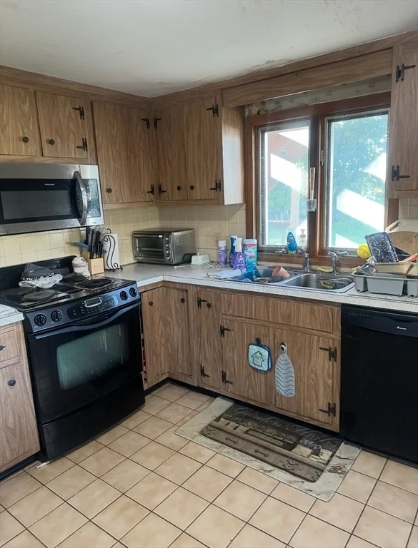 Photo of 28 Barbara Rd