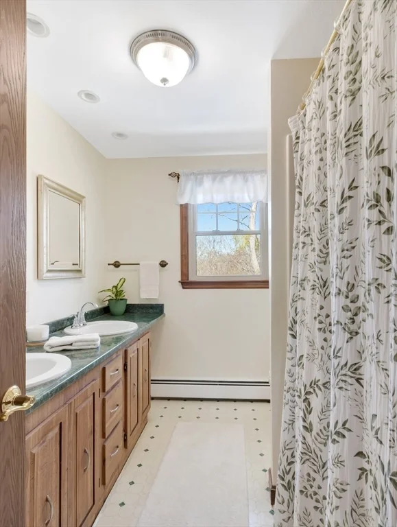 Photo of 15 Riverside Dr