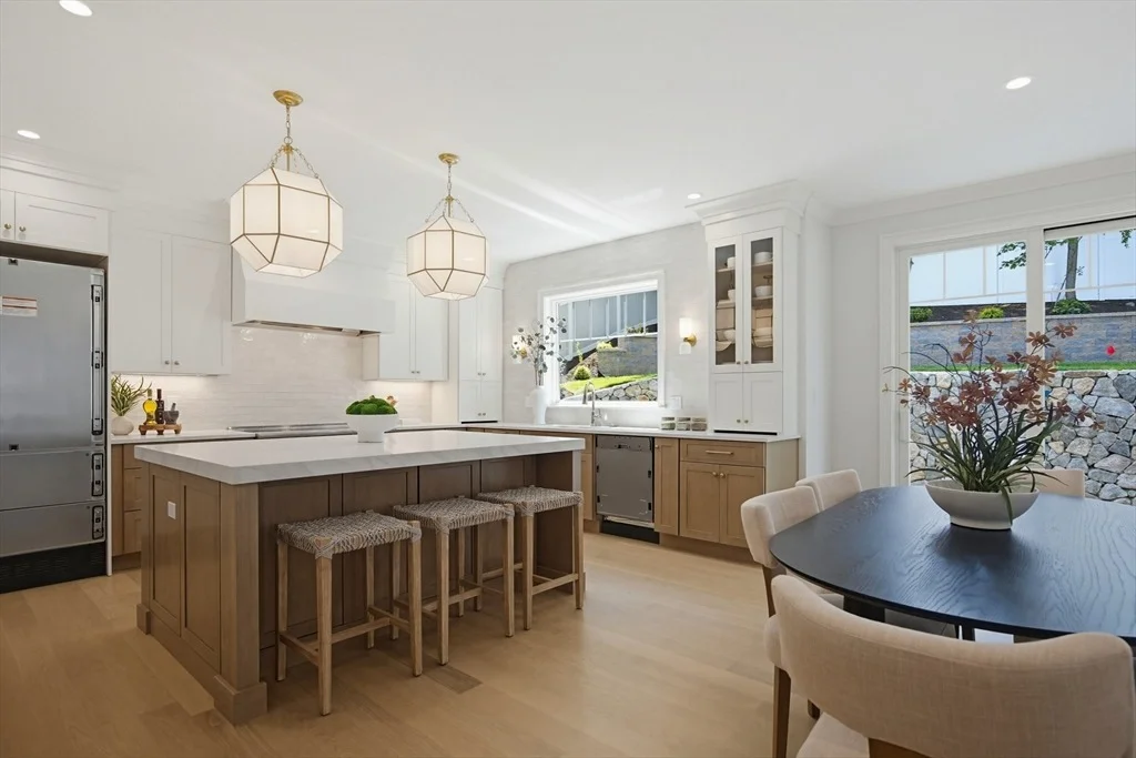 Photo of 70 Woodbine Circle