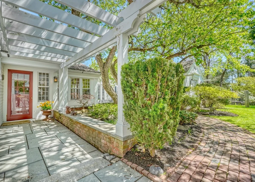 Photo of 360 Dover Road
