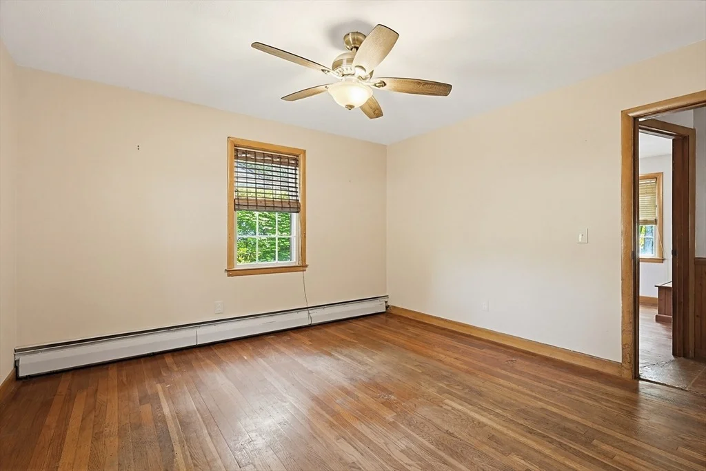 Photo of 5 Robin Hood Dr.