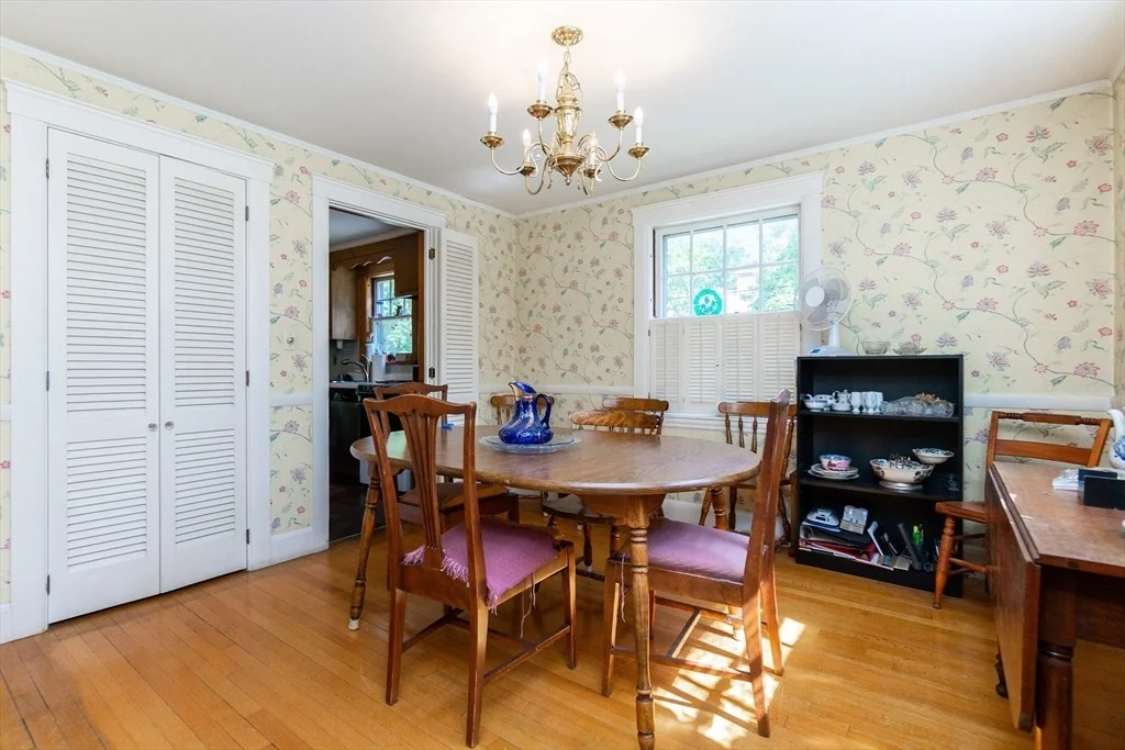 Photo of 108 Warren Rd