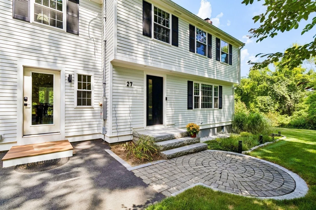 Photo of 27 Maple St