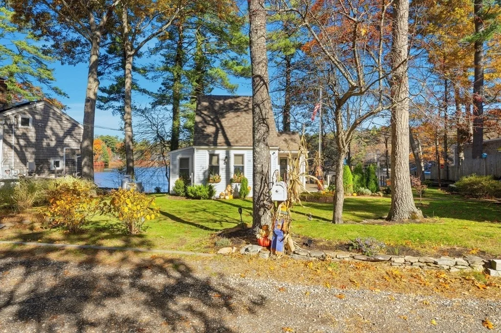 Photo of 44 Oak Pl