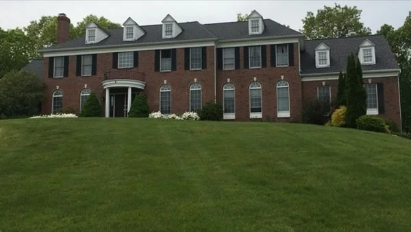 Photo of 6 Everett Circle